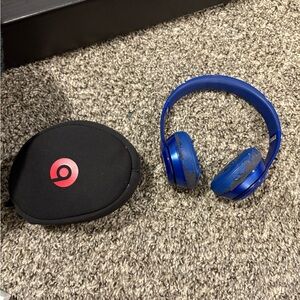 Royal Safire Blue Solo Beats